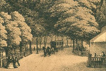 Dawna ul. Morska i żurnaleria -  omnibus konny, na pocztówce przedstawiającej Sopot w 1860 r. źródło: KC