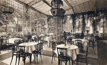 Taras kawiarniany przy Hotelu Metropol, zdjęcie z ok. 1924 r. źródło: KC