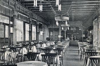 Wnętrze kawiarni i restauracji w Łazienkach Południowych, zdjęcie z ok. 1907 r. źródło: KC