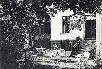 Ogród w pensjonacie Guenther, zdjęcie z ok. 1910 r. źródło: WS