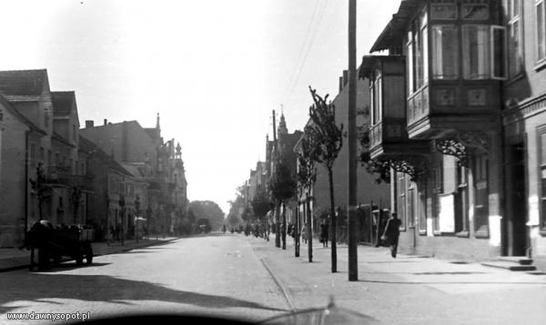 al. Niepodległości 1946