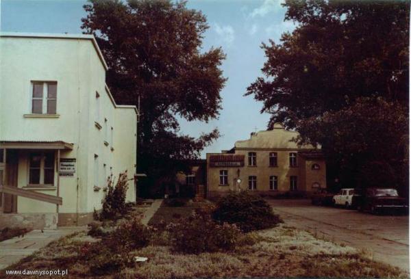 Restauracja i dyskoteka Bungalow przy ul. Zamkowa Góra